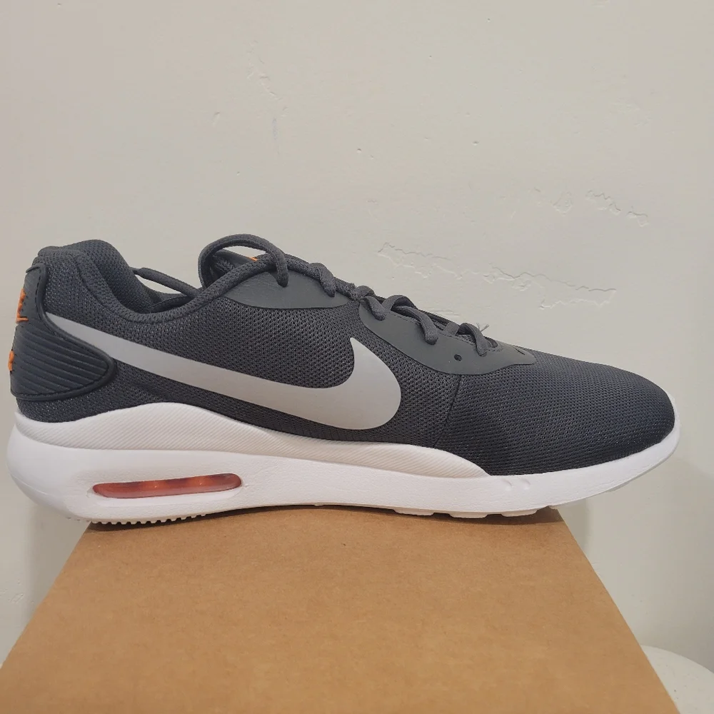 Nike Mens‎ Air Max Oketo Anthracite/Wolf Grey Running shoe AQ2235 012 Size 10